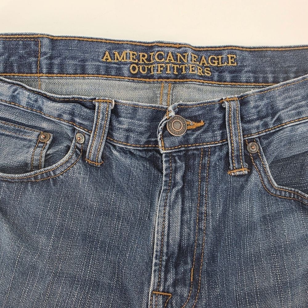 American Eagle Original Straight Mens Jeans 32x30 Medium Wash Blue Denim Cotton